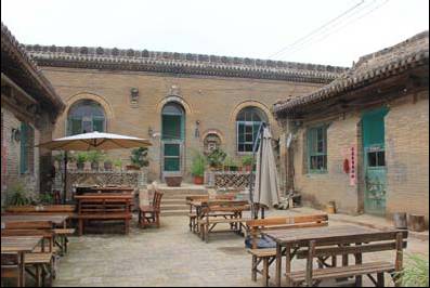 西传统民居的民宿开发pg电子中文模拟器山(图2)